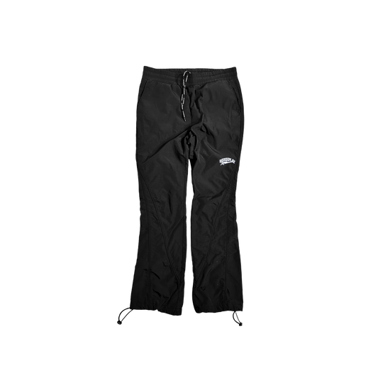 BLACK TRACKPANTS
